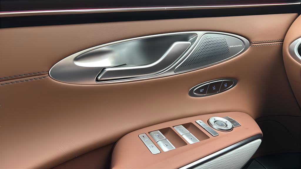 New 2026 Genesis GV70 2.5T Advanced image 16