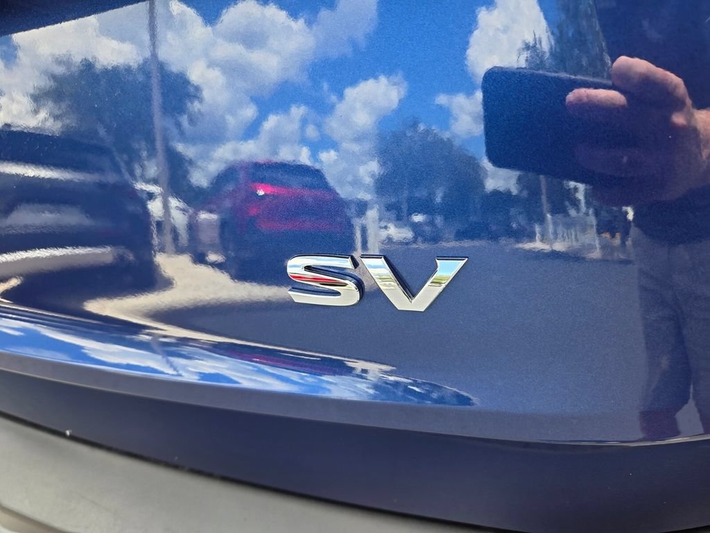 Used 2023 Nissan Rogue SV FWD image 10