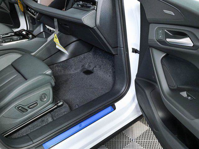 New 2027 Audi SQ6 e-tron Premium Plus AWD/4WD image 27