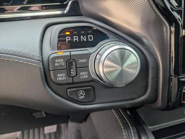 Used 2025 RAM 1500 Limited AWD/4WD image 11