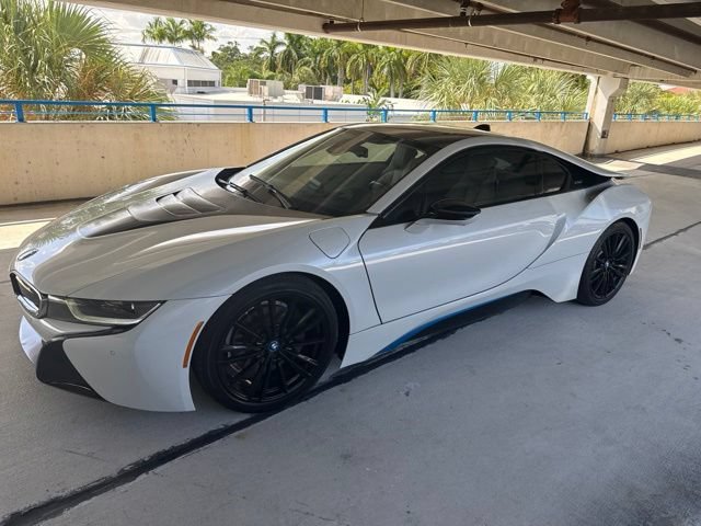 Used 2019 BMW i8 Coupe AWD/4WD video 1