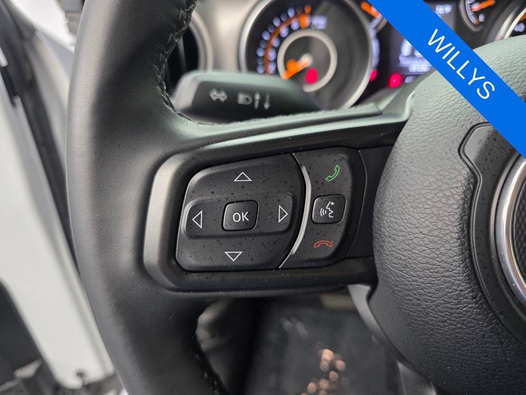 Used 2022 Jeep Gladiator Sport AWD/4WD image 17