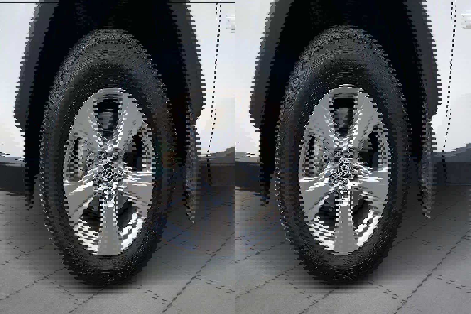 Used 2024 Toyota RAV4 XLE image 10