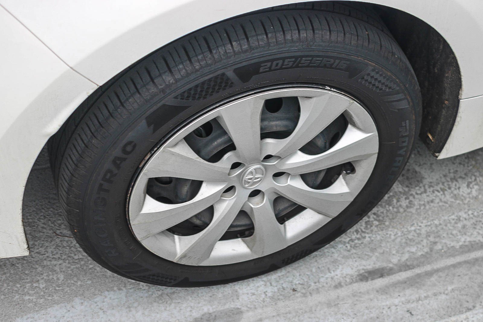 Certified 2024 Toyota Corolla LE FWD image 16
