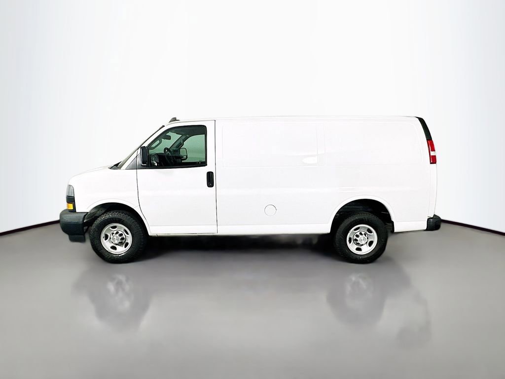 Used 2019 Chevrolet Express 2500 image 4