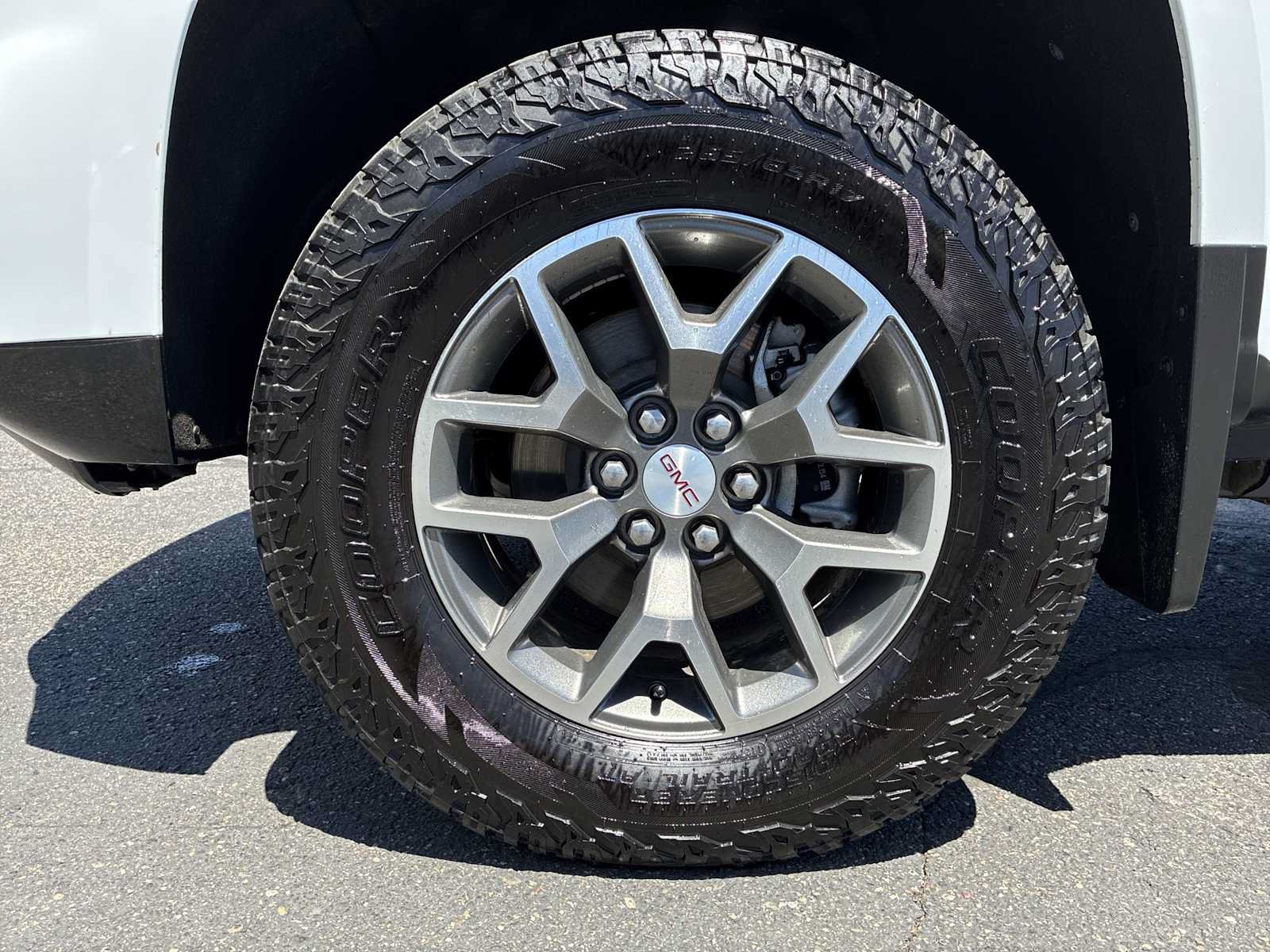 Used 2022 GMC Canyon AT4 w/ Trailering Package AWD/4WD image 18
