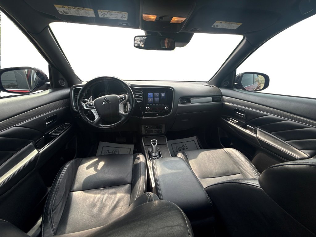 Used 2020 Mitsubishi Outlander SEL AWD/4WD image 28