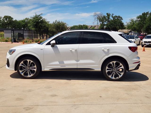 Used 2022 Audi Q3 2.0T Premium Plus w/ Premium Plus Package AWD/4WD image 4