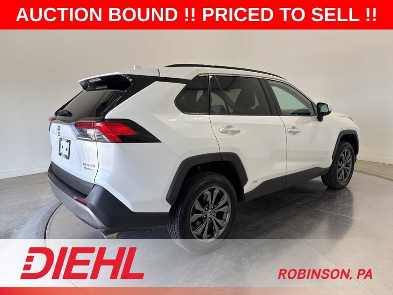 Used 2025 Toyota RAV4 Limited AWD/4WD image 7