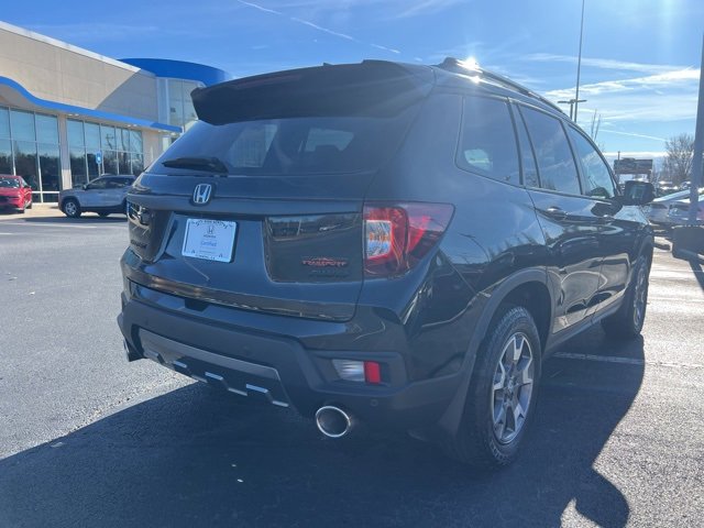 Certified 2023 Honda Passport TrailSport image 5