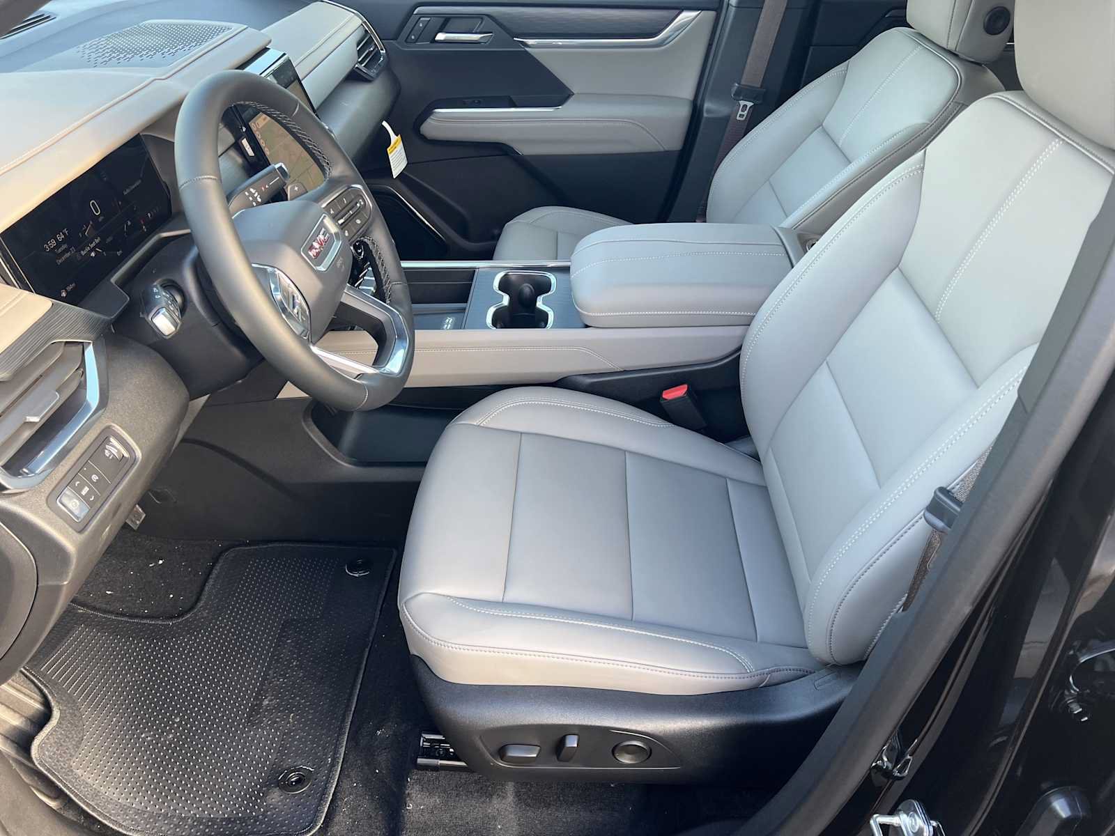 New 2026 GMC Acadia Elevation w/ Black Edition FWD image 15