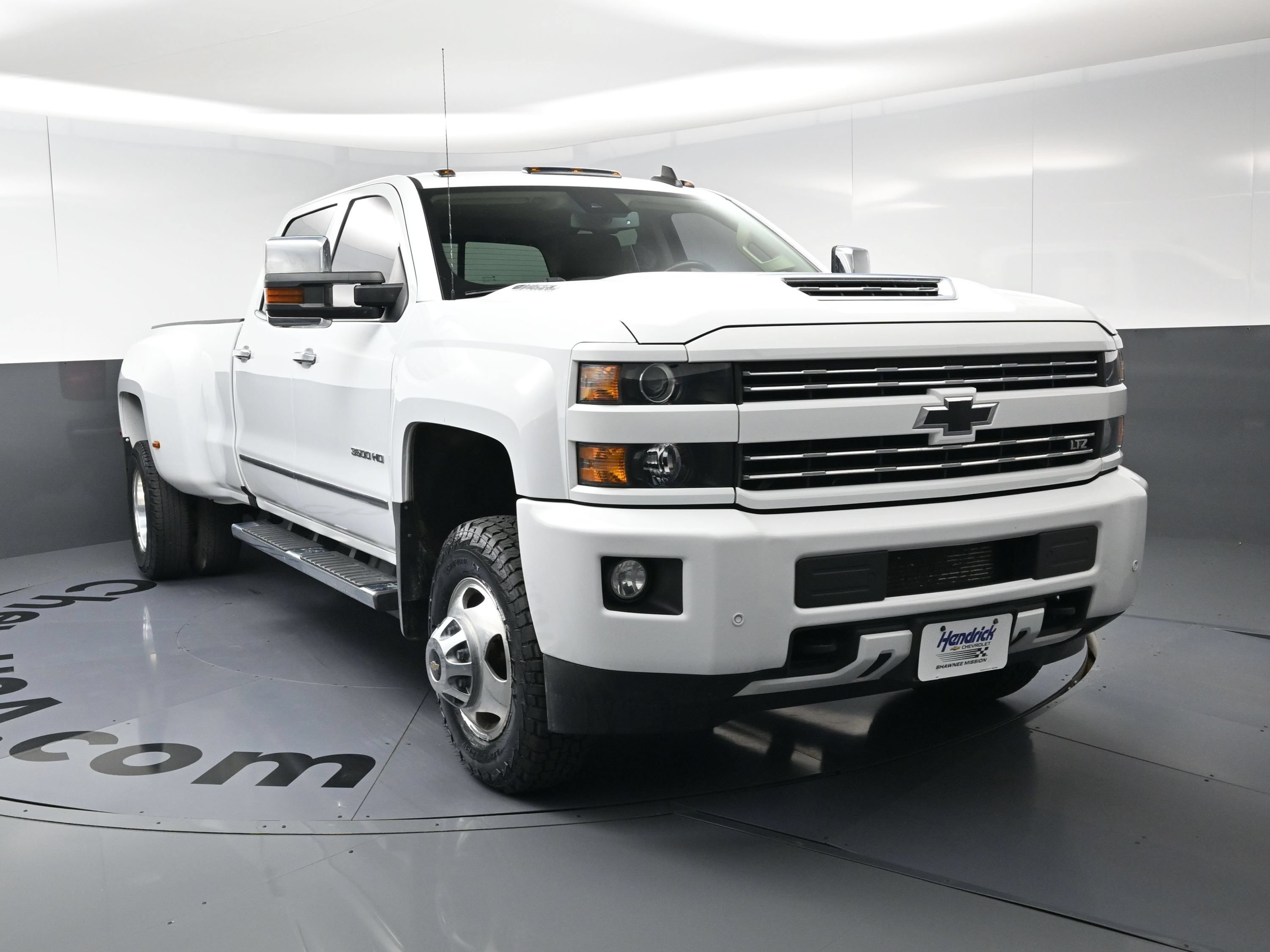 Used 2018 Chevrolet Silverado 3500 LTZ w/ Duramax Plus Package AWD/4WD image 3