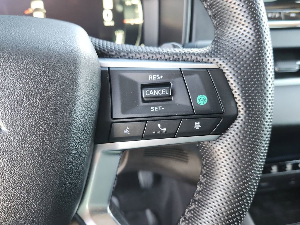 Used 2023 Mitsubishi Outlander SE image 25