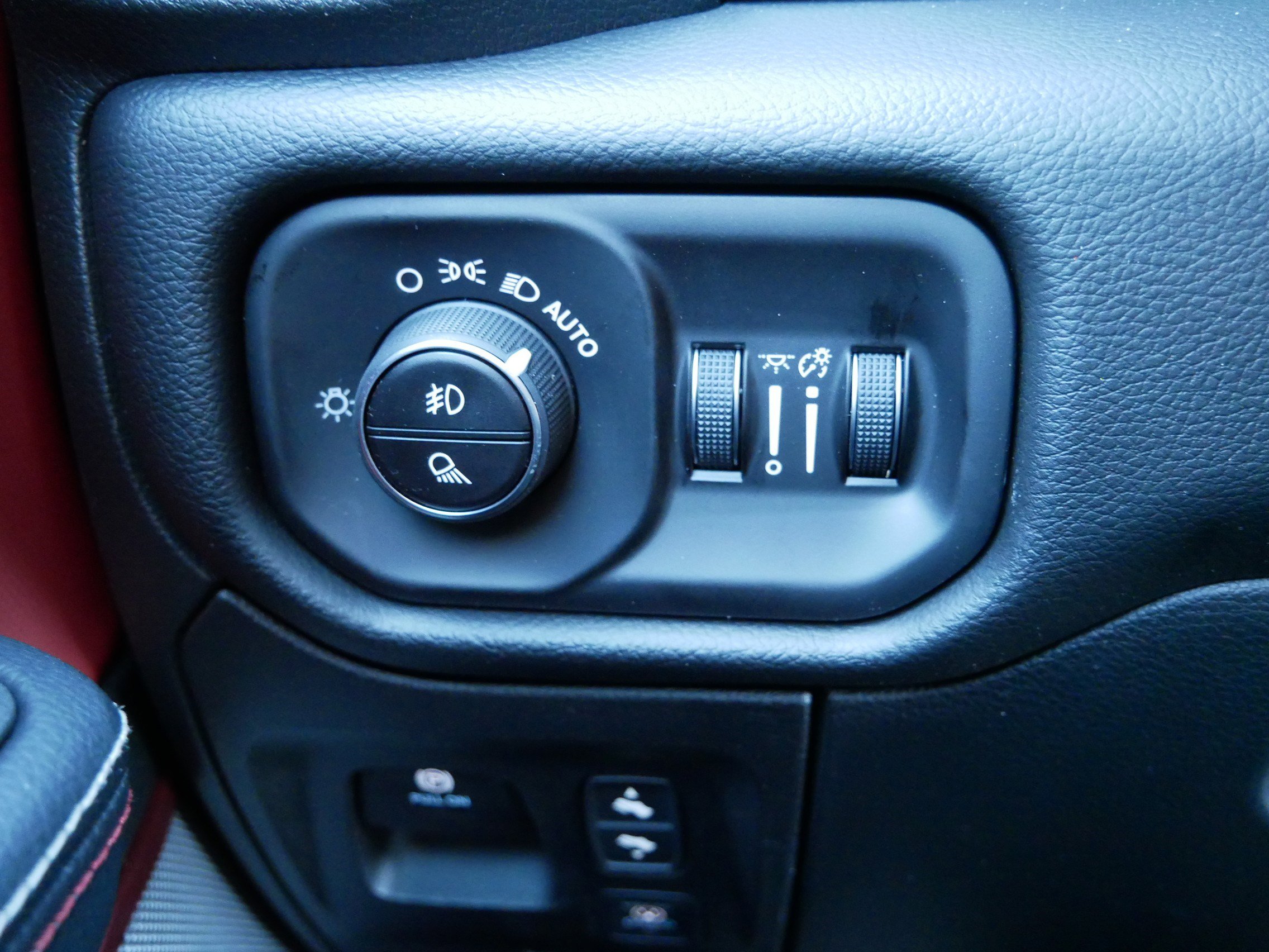 New 2026 RAM 1500 Rebel w/ Rebel Level 2 Equipment Group image 18