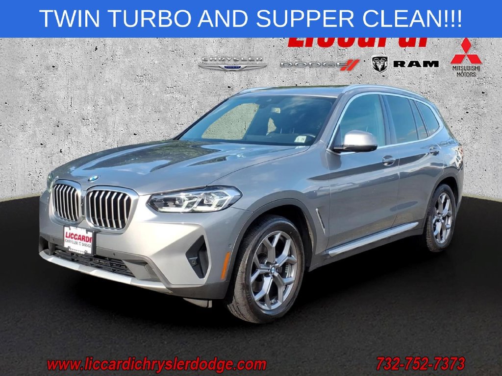 Used 2023 BMW X3 xDrive30i w/ Premium Package AWD/4WD image 3