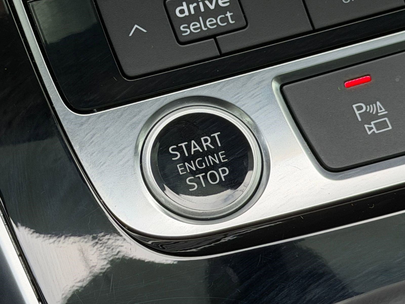 Used 2023 Audi Q7 2.0T Premium w/ Convenience Package image 30