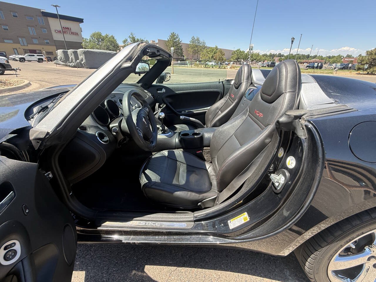 Used 2007 Pontiac Solstice GXP w/ Premium Package RWD image 25