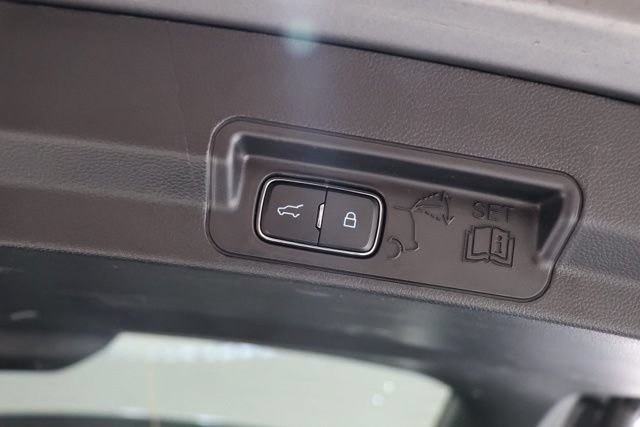 Used 2025 Ford Explorer ST-Line AWD/4WD image 37