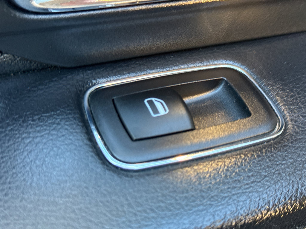 Used 2015 RAM 2500 Laramie image 32