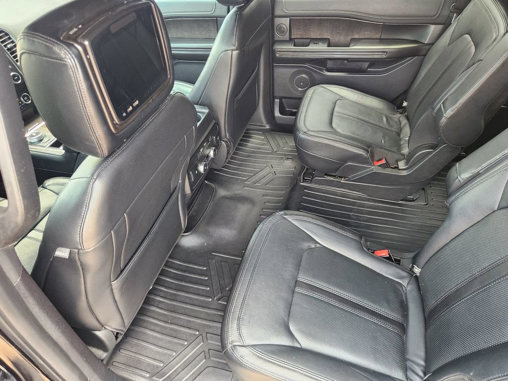Used 2019 Ford Expedition Limited w/ Equipment Group 301A RWD image 28