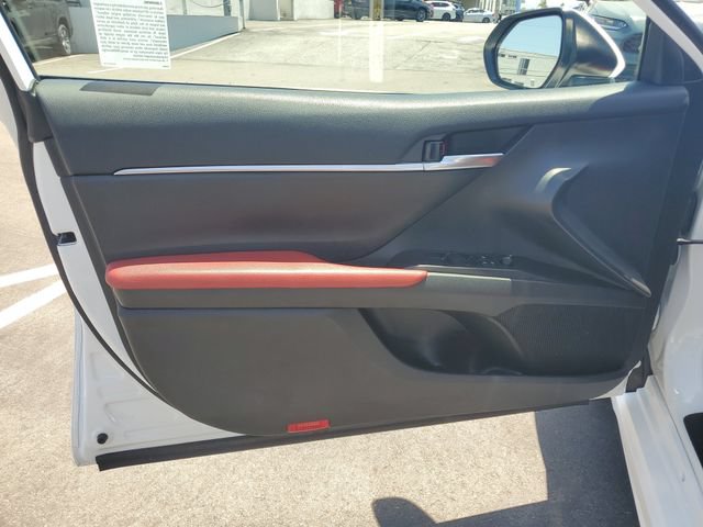 Used 2024 Toyota Camry SE FWD image 18