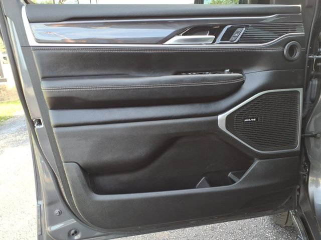 Certified 2023 Jeep Wagoneer 4WD w/ Premium Group I image 10