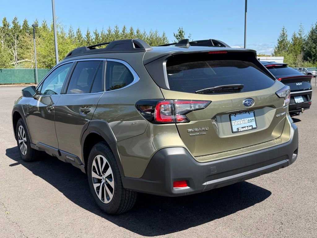 Used 2024 Subaru Outback Premium AWD/4WD image 5