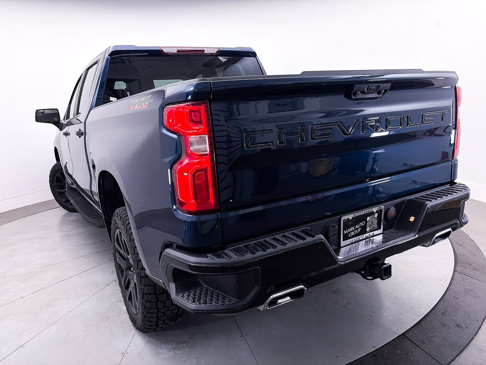 Used 2023 Chevrolet Silverado 1500 LT Trail Boss w/ Protection Package AWD/4WD image 5