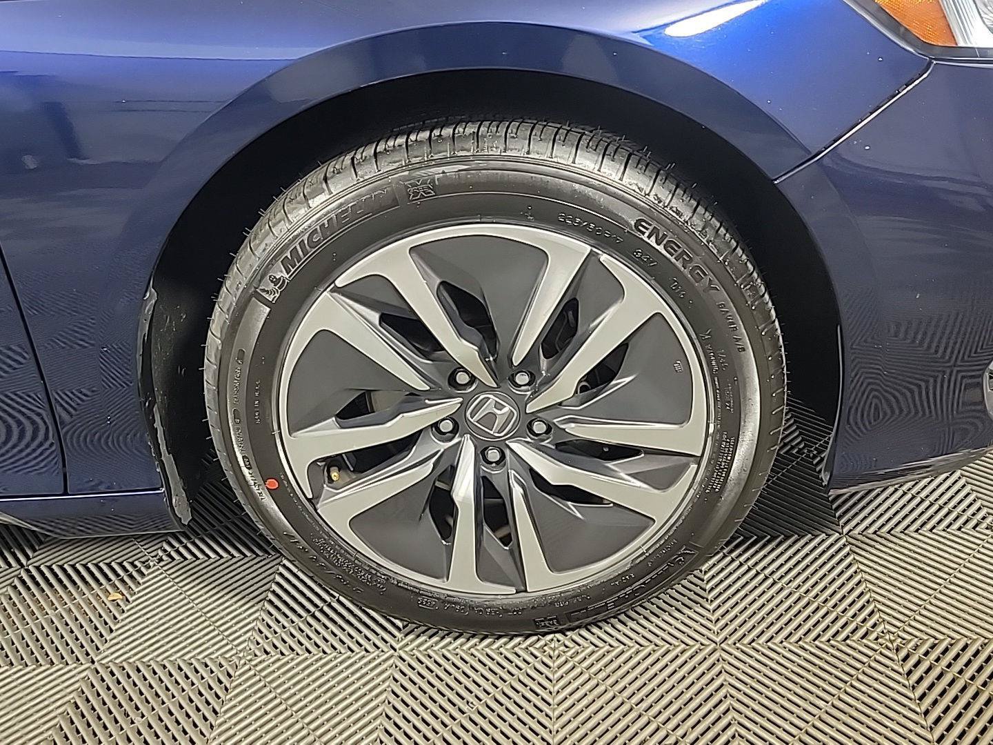 Certified 2020 Honda Accord EX-L image 3