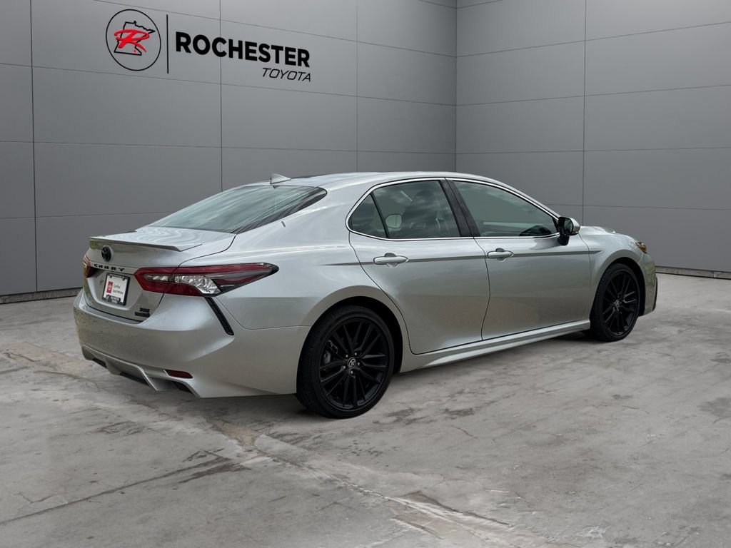 Certified 2022 Toyota Camry XSE FWD image 5