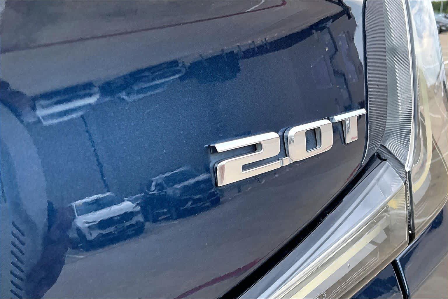 Used 2019 Cadillac XT4 Sport w/ Cold Weather Package AWD/4WD image 10