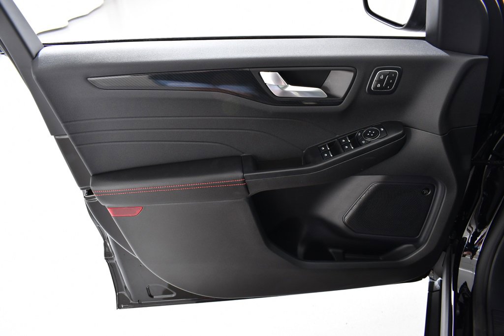 New 2025 Ford Escape ST-Line Elite w/ Premium Technology Package image 25