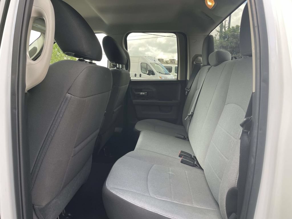 Used 2024 RAM 1500 Classic SLT AWD/4WD image 13