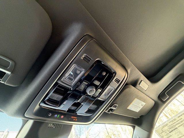 New 2026 GMC Yukon XL Denali w/ Sun & Power Step Package image 39