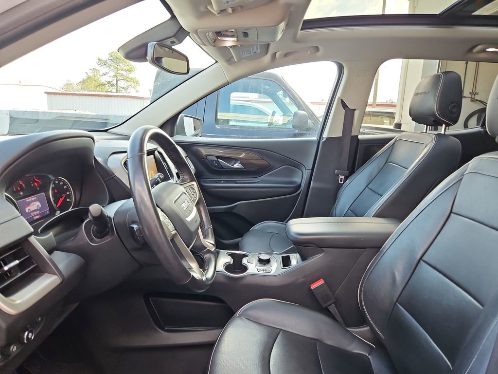 Used 2020 GMC Terrain Denali w/ Denali Premium Package image 25