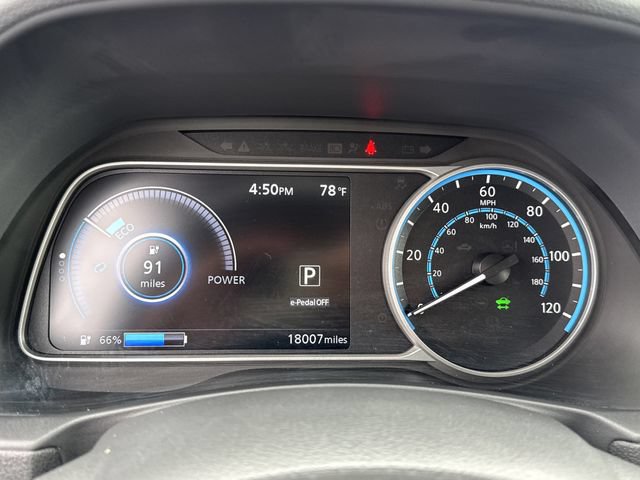 Used 2025 Nissan Leaf S FWD image 30
