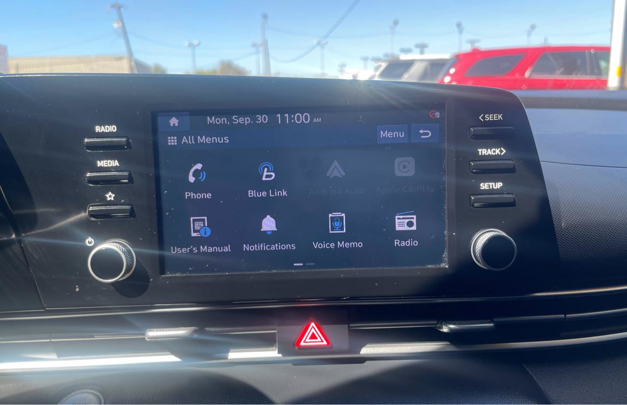 Used 2021 Hyundai Elantra SEL w/ Convenience + Premium Package FWD image 19