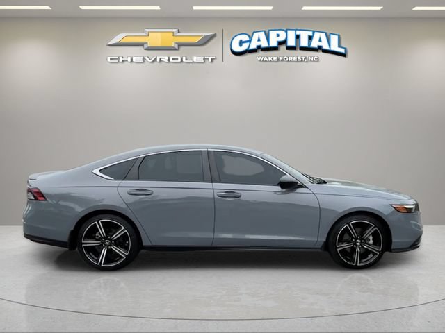 Used 2023 Honda Accord Sport image 7