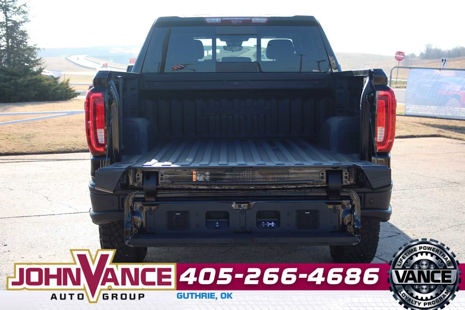 Used 2024 GMC Sierra 1500 AT4X w/ AT4X AEV Edition image 10