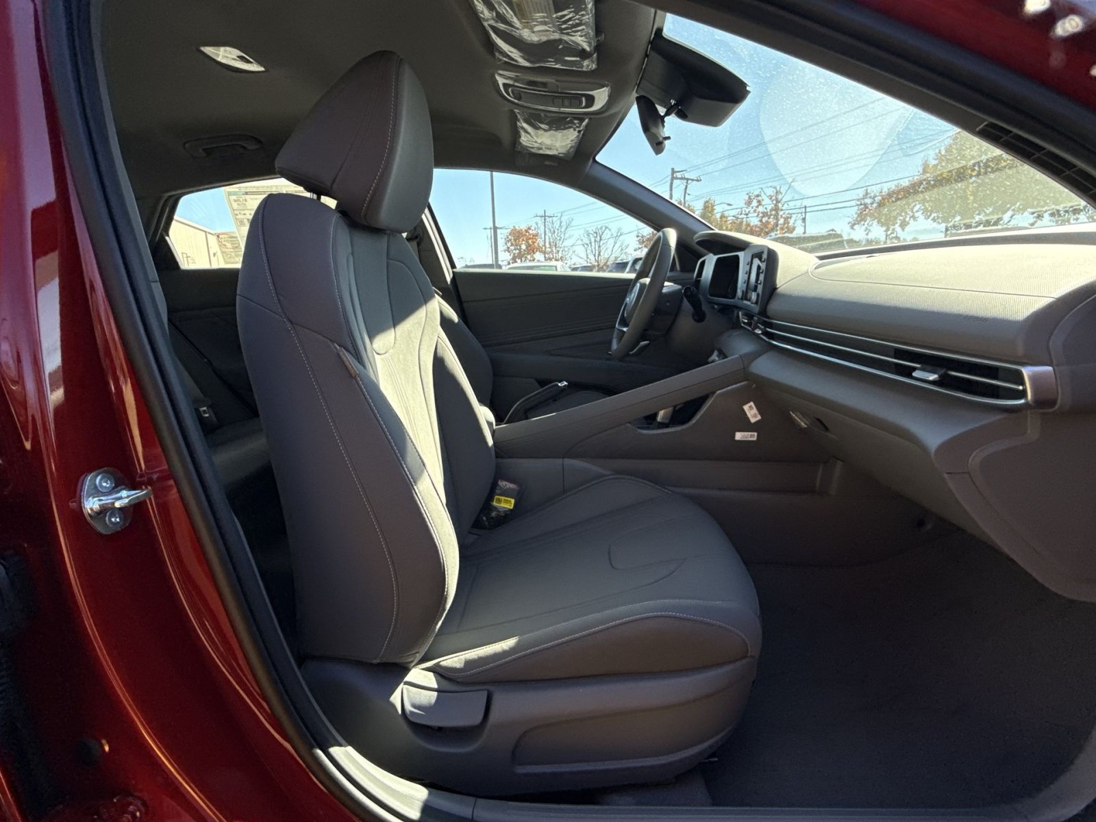 New 2026 Hyundai Elantra Sport FWD image 25
