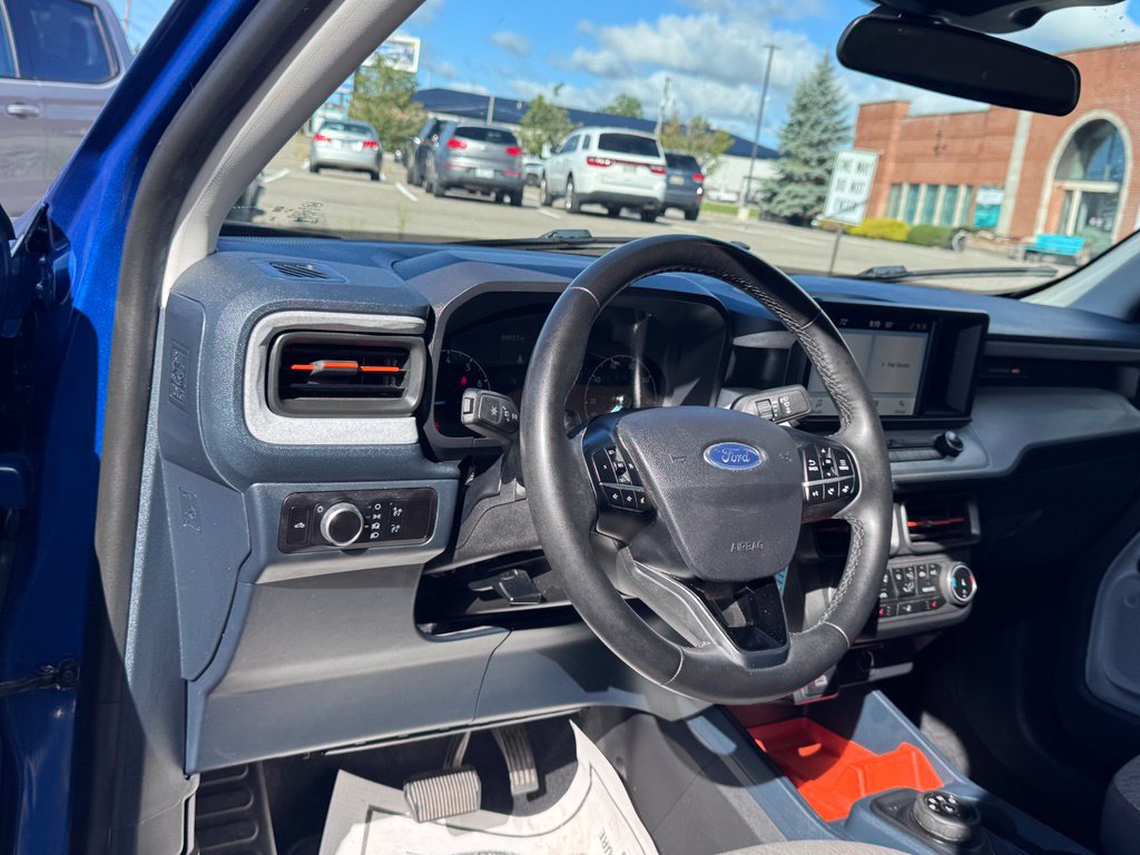 Used 2023 Ford Maverick XLT w/ XLT Luxury Package FWD image 9