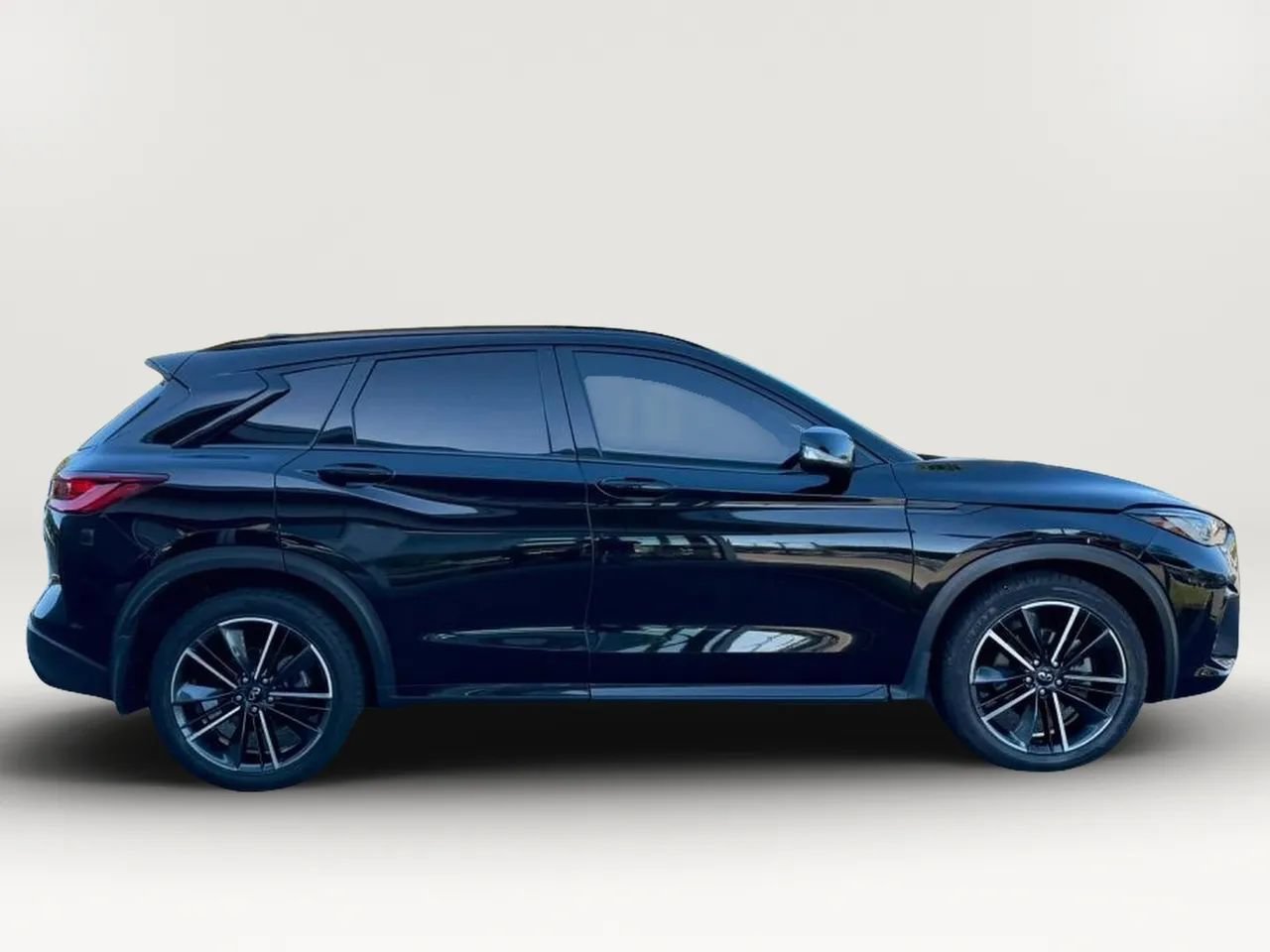 Used 2023 INFINITI QX50 Sport AWD/4WD image 8