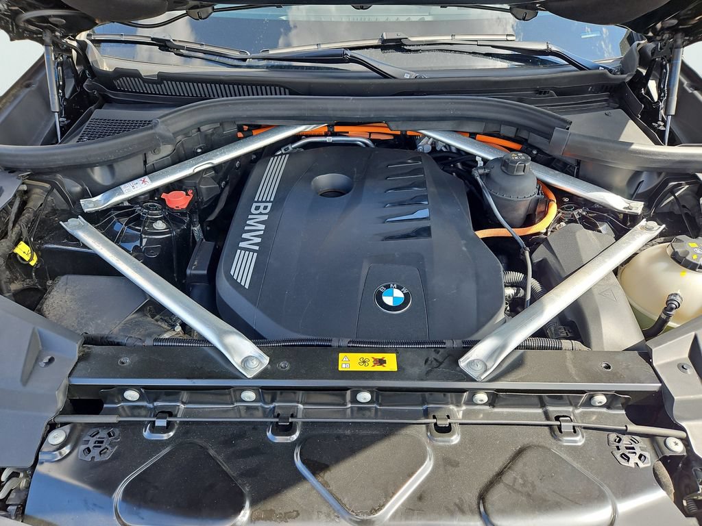 Used 2025 BMW X5 xDrive50e AWD/4WD image 40