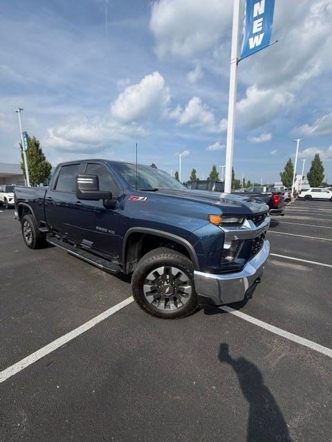 Used 2021 Chevrolet Silverado 2500 LT w/ All Star Edition AWD/4WD image 2