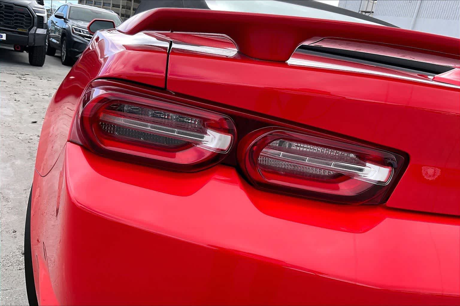 Used 2020 Chevrolet Camaro LT w/ Technology Package RWD image 31