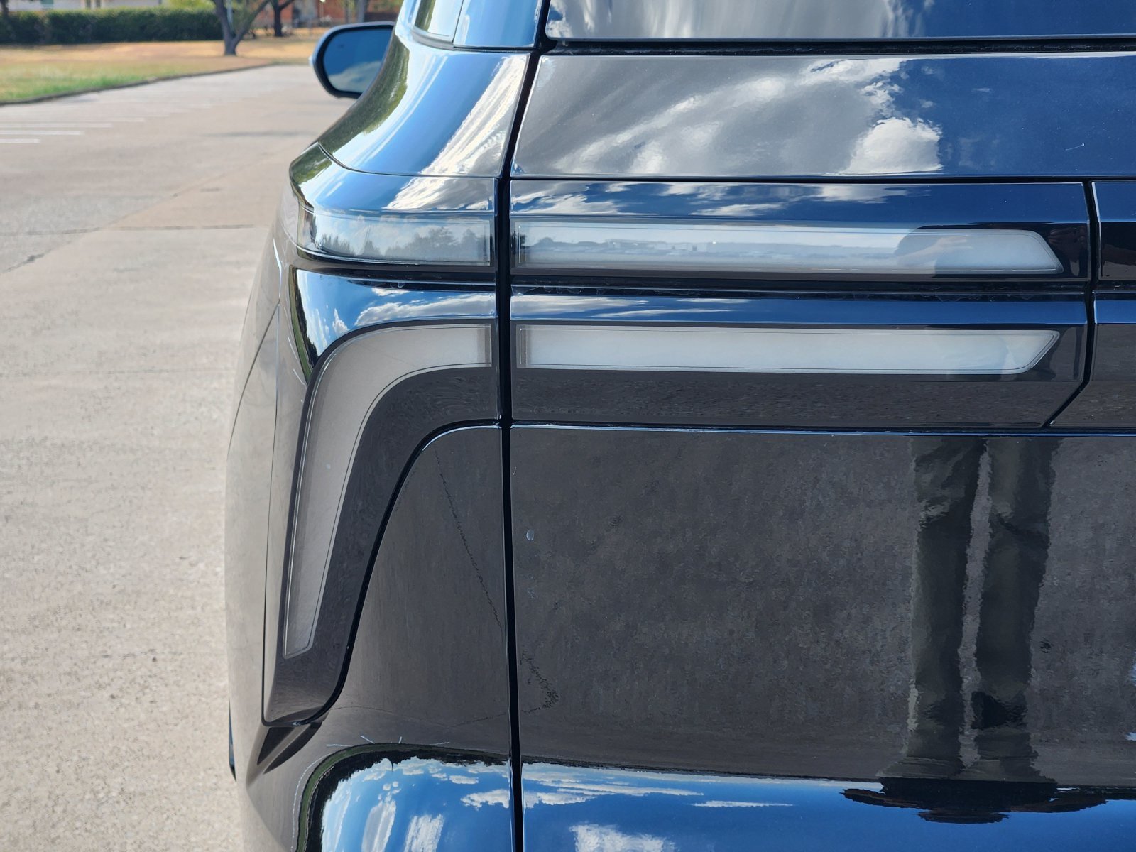 Used 2026 Chevrolet Traverse High Country w/ LPO, Floor Liner Package FWD image 14
