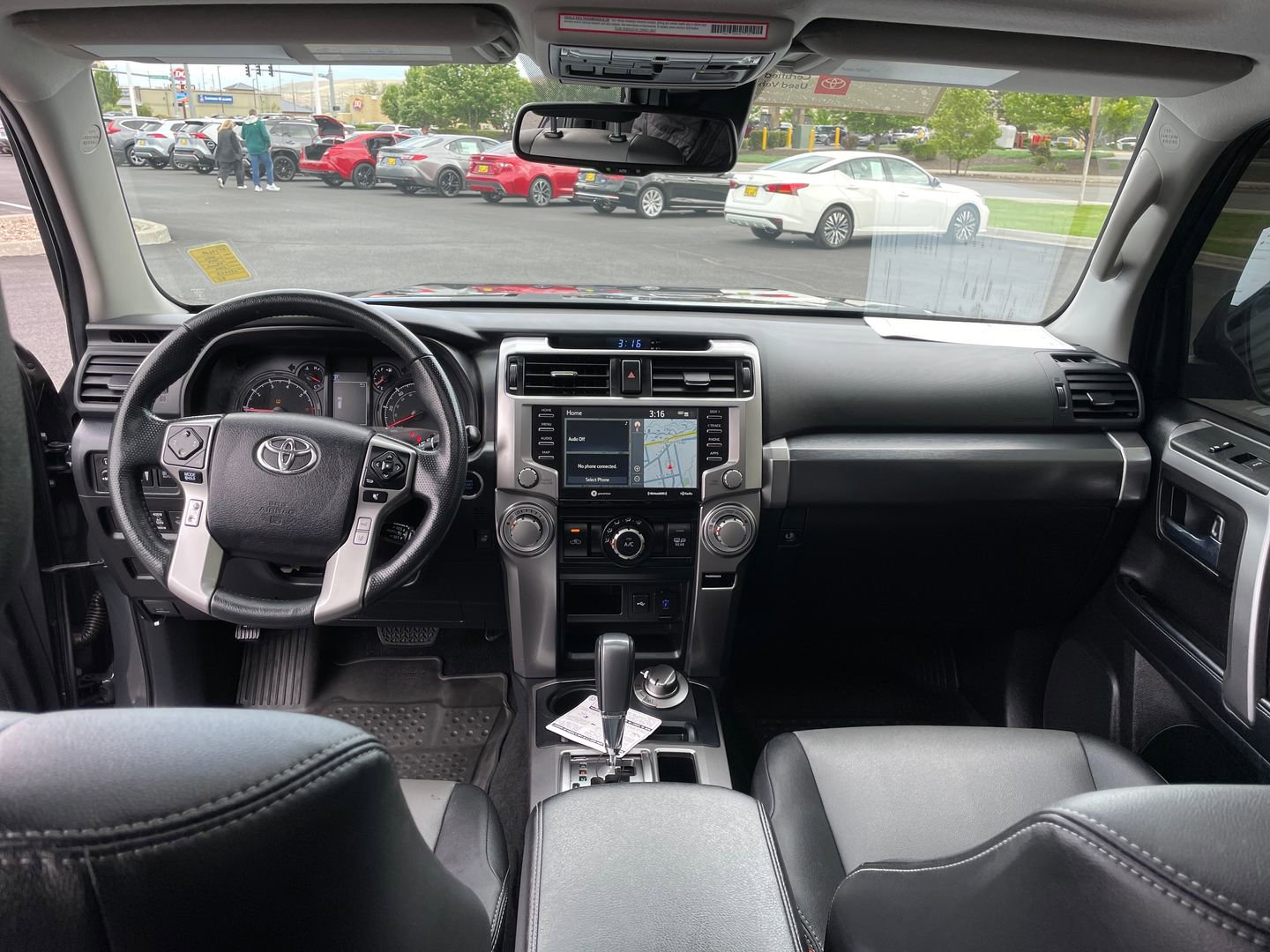 Certified 2024 Toyota 4Runner SR5 Premium w/ Moonroof Package AWD/4WD image 19