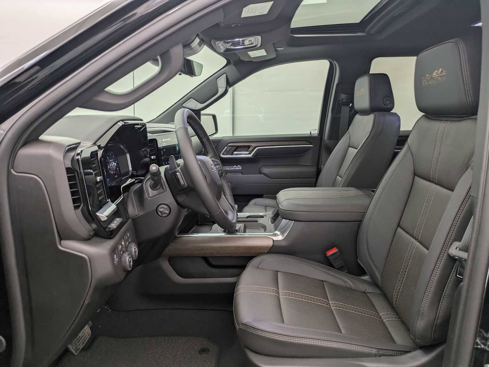 New 2026 Chevrolet Silverado 1500 High Country w/ Midnight Edition image 18