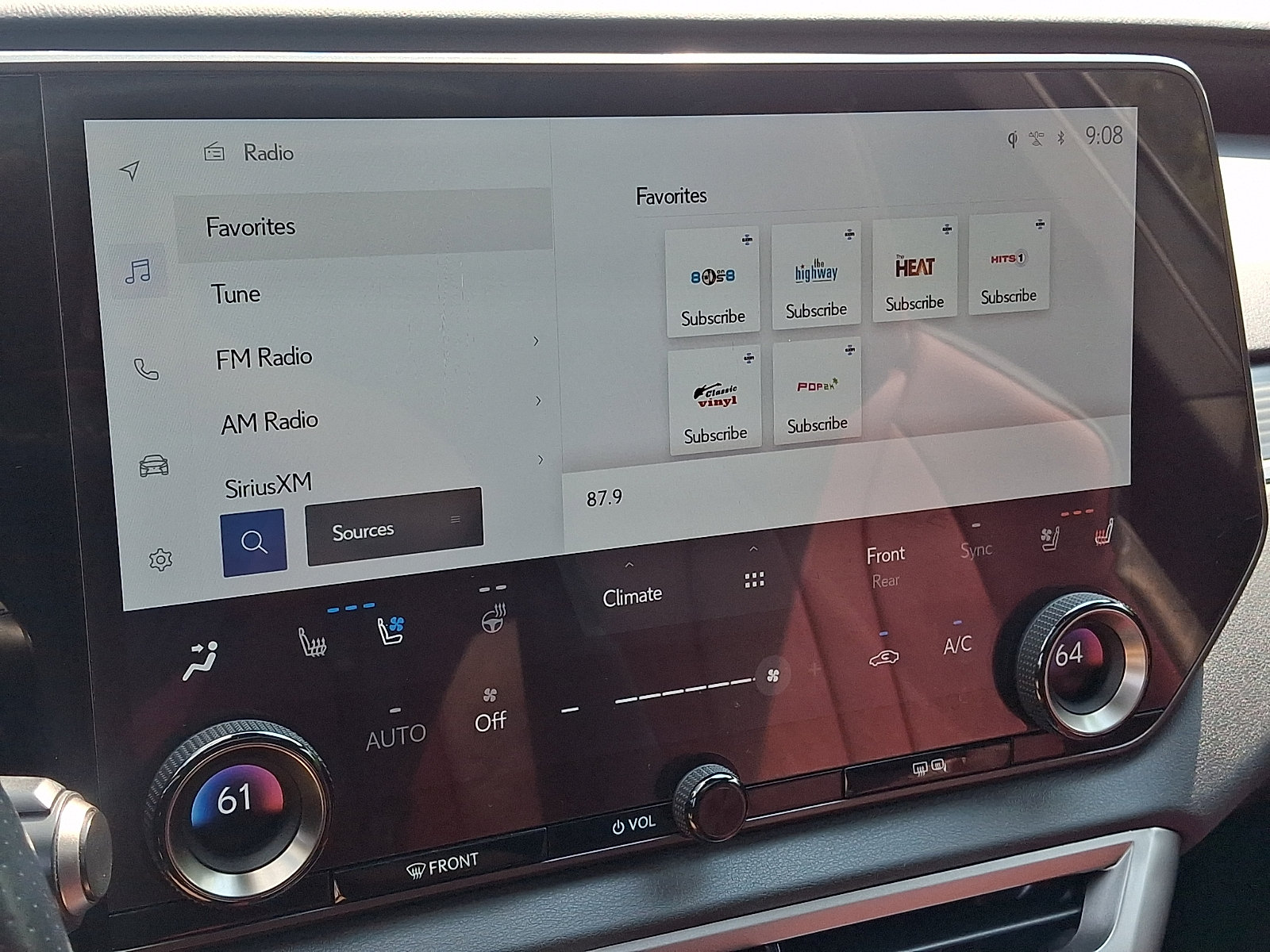 Certified 2023 Lexus RX 500h F Sport w/ Accessory Package (2T) AWD/4WD image 18