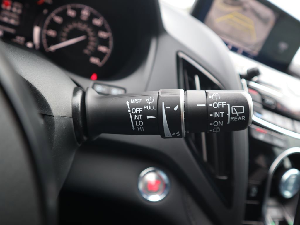 Used 2024 Acura RDX SH-AWD image 21